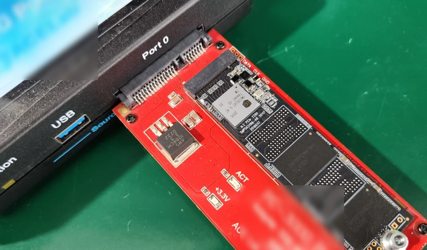 MCK GLOBAL MK-500 LITE NVMe 512GB - 起動不可 NVMe ファームウェア分析復旧事例